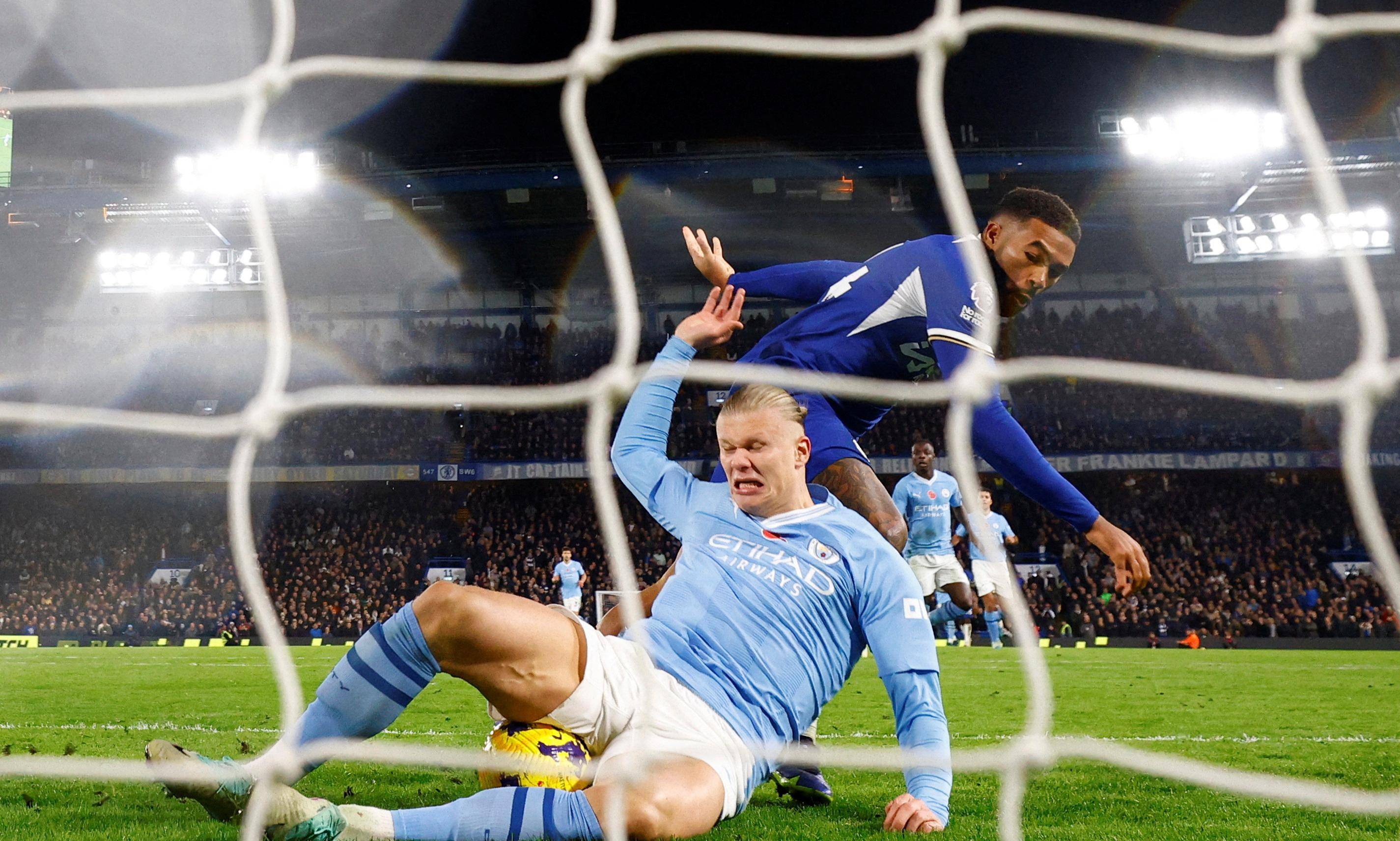 英超顶级比赛，进球精彩绝伦，战术调整巧妙的简单介绍