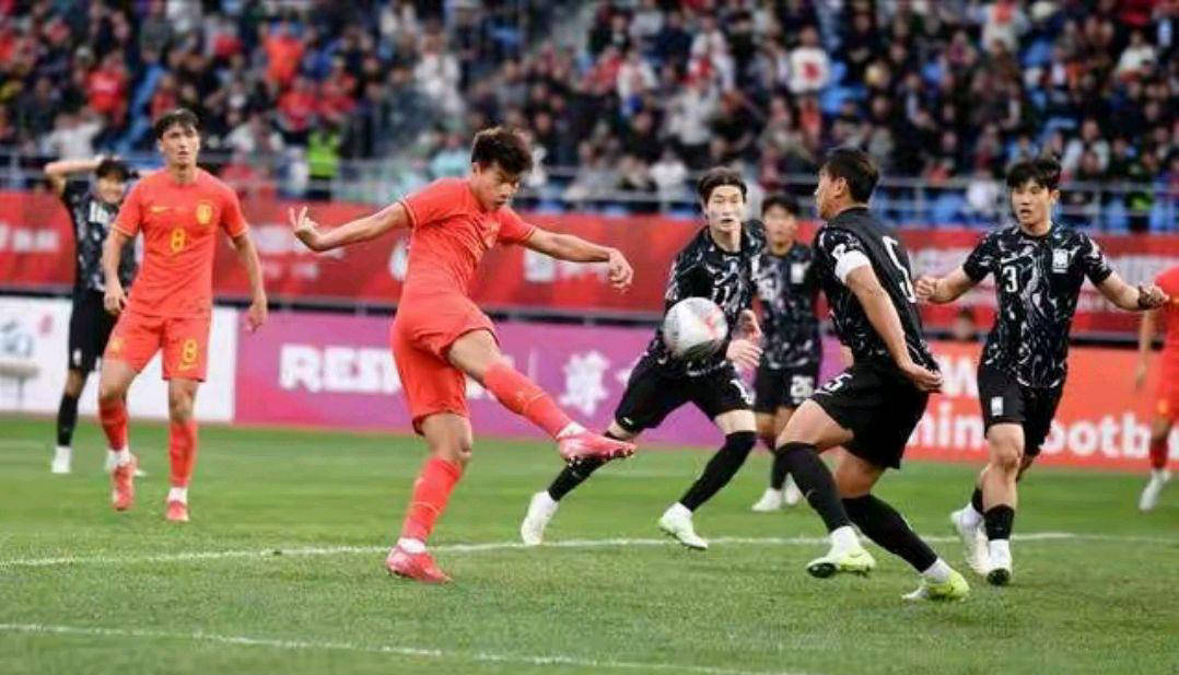 全面足球锦标赛,年轻球员崭露头角的简单介绍 全面足球锦标赛,年轻球员崭露头角的简单介绍