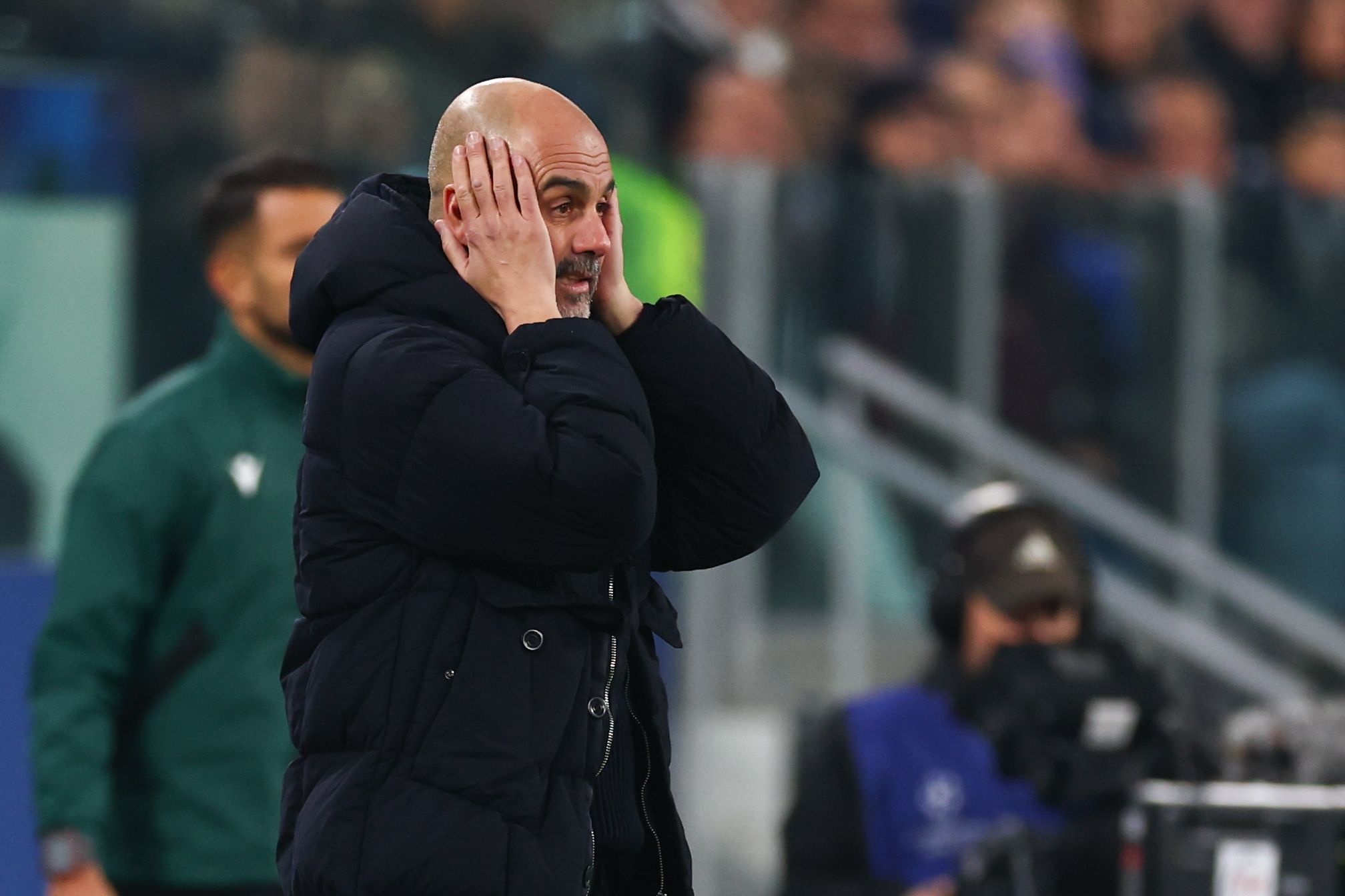 米兰体育网-英超逆袭，教练强调防守战术