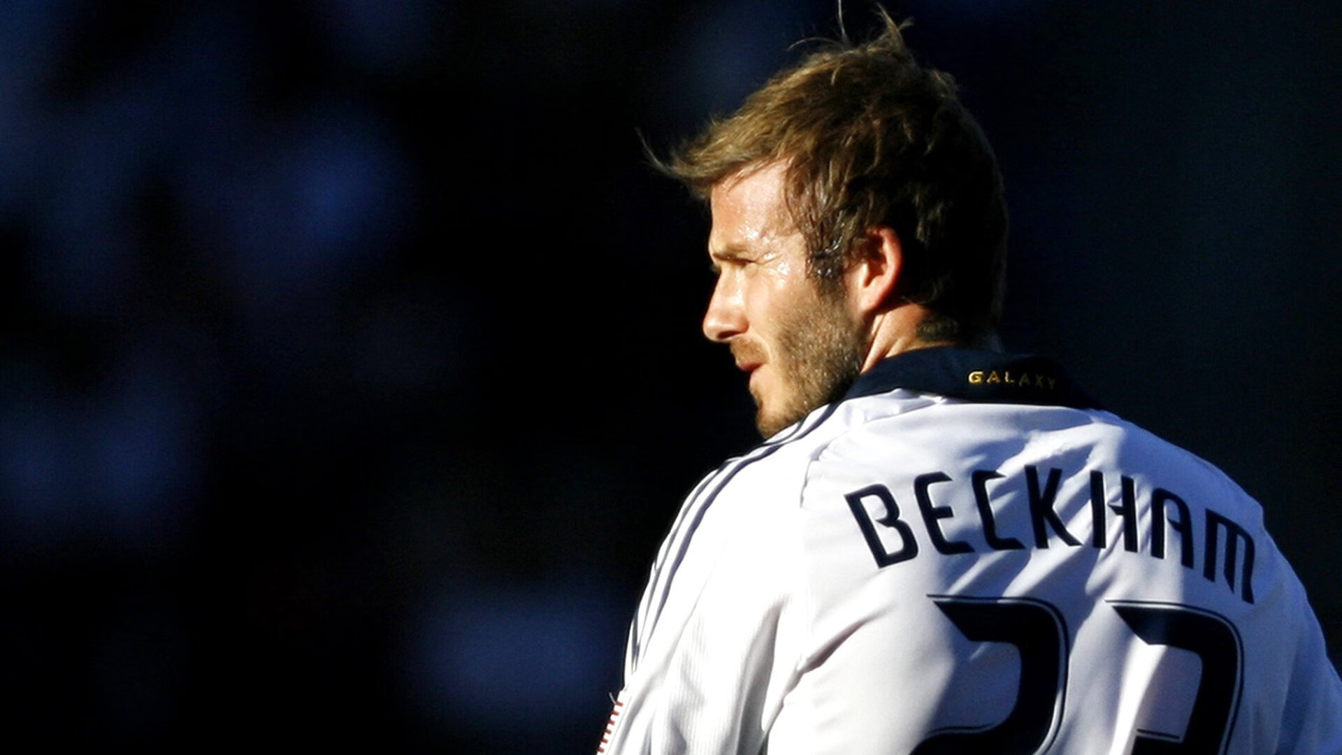 主力伤缺期间年轻球员挺身而出为球队贡献关键表现